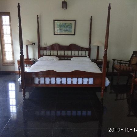 Villa Serena Bengaluru Kültér fotó