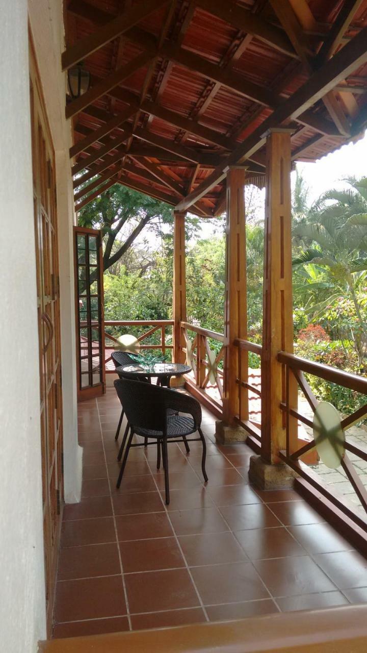 Villa Serena Bengaluru Kültér fotó