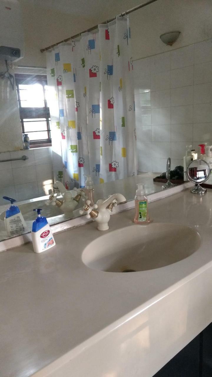 Villa Serena Bengaluru Kültér fotó