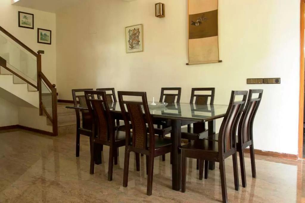 Villa Serena Bengaluru Kültér fotó
