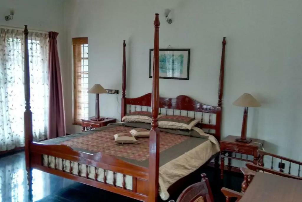 Villa Serena Bengaluru Kültér fotó