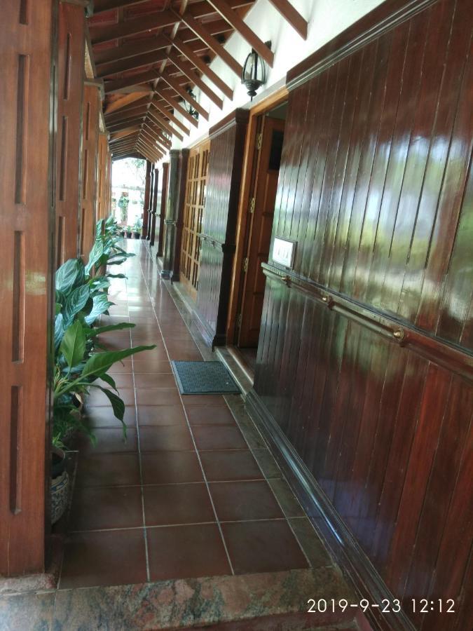 Villa Serena Bengaluru Kültér fotó