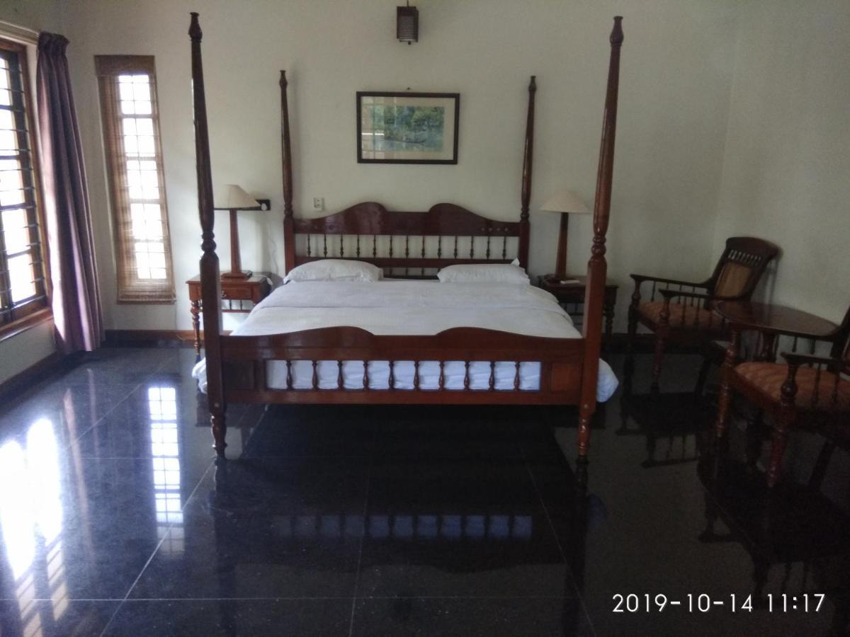 Villa Serena Bengaluru Kültér fotó